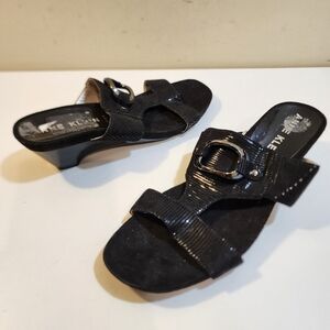 Anne klein Teela Iflex Black Slides Sandals size 9.5 M